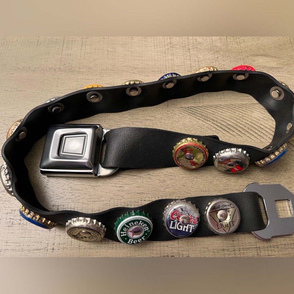 Beer Bottle Cap Seatbelt Buckle Belt
